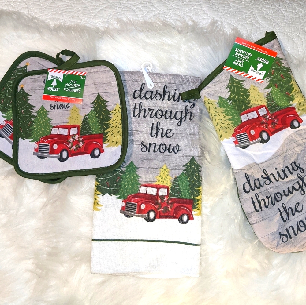 Christmas Farmhouse Old red truck kitchen towel se